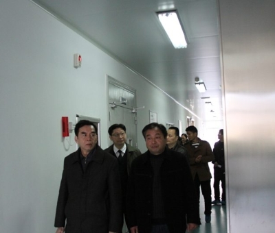 省人大農(nóng)林科技創(chuàng)新調(diào)研組蒞臨仙客來(lái)公司調(diào)研