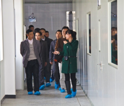 江西省菌物學(xué)會(huì)專家團(tuán)考察仙客來(lái)科技創(chuàng)新