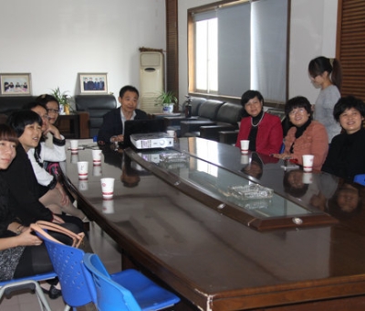 市婦聯(lián)胡愛武主席蒞臨仙客來(lái)公司調(diào)研、指導(dǎo)婦女創(chuàng)業(yè)工作