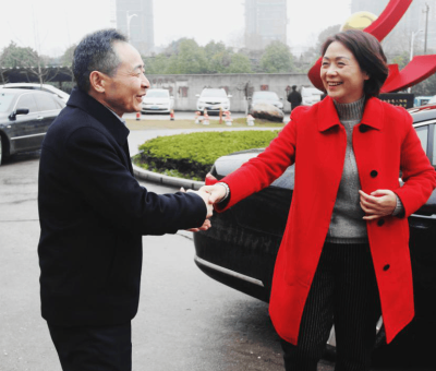 市委常委、統(tǒng)戰(zhàn)部長(zhǎng)廖奇志一行人走訪仙客來生物科技有限公司