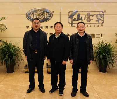 全國模范教師、國防科技大學(xué)潘存云教授一行到訪仙客來公司