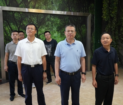 國家知識產(chǎn)權(quán)局運用促進司副司長彭文一行蒞臨仙客來調(diào)研