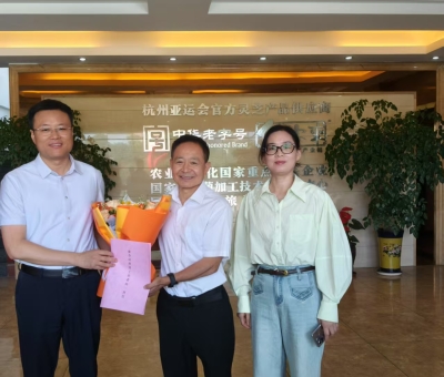 厚植創(chuàng)新沃土 禮贊科技英才 — 區(qū)委書記盛煒赴仙客來(lái)慰問(wèn)科技工作者