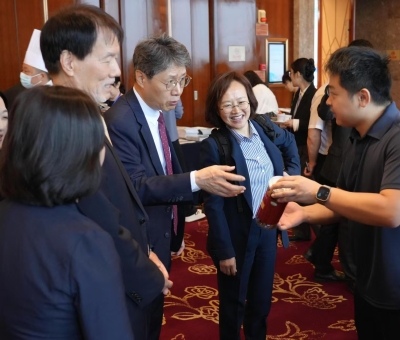 中韓地方政府交流研討會 仙客來靈芝受邀參加 —展現(xiàn)中華靈芝文化 增進(jìn)中韓友好交流